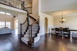 303 Fountain Creek Ct, Ovilla, TX 75154 - Photo 8