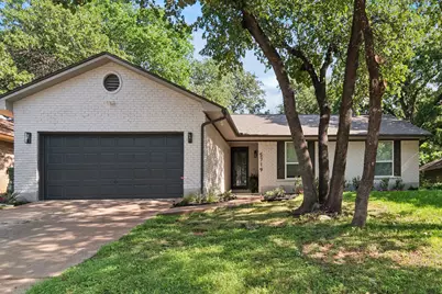 5719 Valley Ridge Court, Arlington, TX 76017 - Photo 1