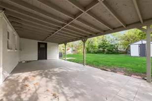 1104 Belvedere Dr, Arlington, TX 76010 - Photo 16