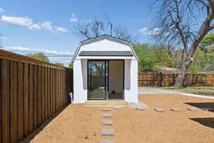 2981 Eric Ln, Farmers Branch, TX 75234 - Photo 22