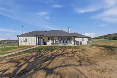 1006 High Point Drive, Mineral Wells, TX 76067 - Photo 6