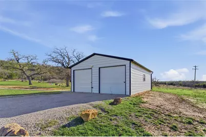 1006 High Point Drive, Mineral Wells, TX 76067 - Photo 8