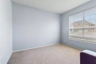 824 Peach Ln, Burleson, TX 76028 - Photo 12