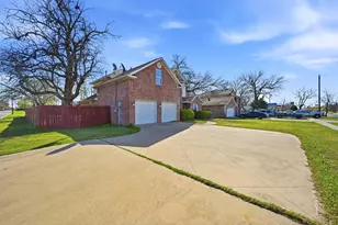 1419 N Grand Ave, Sherman, TX 75090 - Photo 2