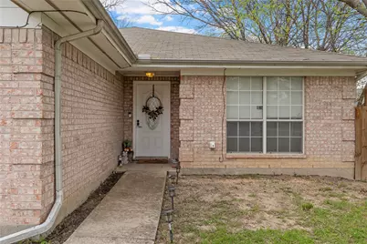 604 Kimbrough Street, White Settlement, TX 76108 - Photo 4