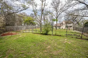 8 Live Oak Ln, Hickory Creek, TX 75065 - Photo 36