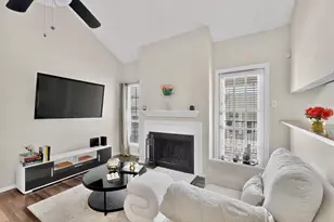 5981 Arapaho Rd, Dallas, TX 75248 - Photo 2