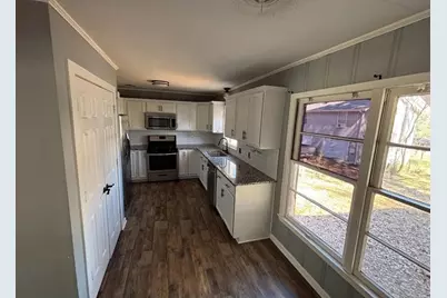 502 Tyler, Big Sandy, TX 75755 - Photo 6