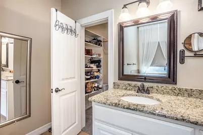 700 Mary Lee Lane, Collinsville, TX 76233 - Photo 18