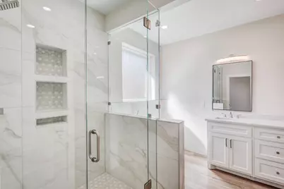 1625 Avenue D, Grand Prairie, TX 75051 - Photo 12