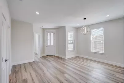 1625 Avenue D, Grand Prairie, TX 75051 - Photo 6