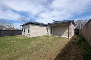 1890 Johnson St, Greenville, TX 75401 - Photo 20