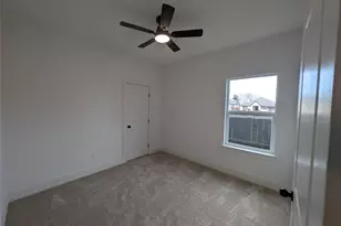 1890 Johnson St, Greenville, TX 75401 - Photo 14