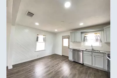 145 Gordon Drive, Azle, TX 76020 - Photo 10