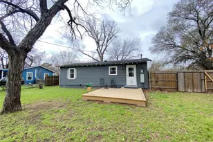 145 Gordon Dr, Azle, TX 76020 - Photo 22