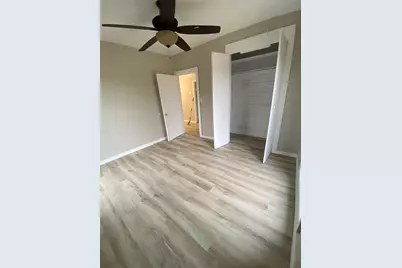 105 S 3rd Street, Sanger, TX 76266 - Photo 10