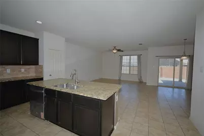 201 Plantation Drive, Waxahachie, TX 75165 - Photo 12