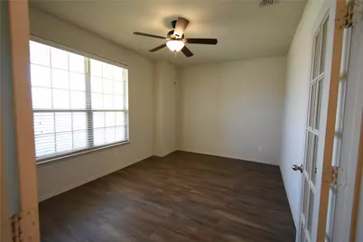 201 Plantation Drive, Waxahachie, TX 75165 - Photo 4