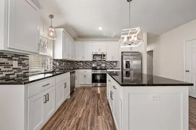 503 Washington Avenue, McGregor, TX 76657 - Photo 6