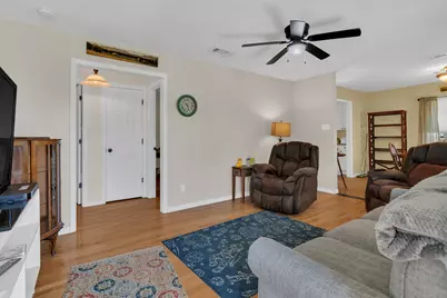 258 Pilot Point Street, Alvarado, TX 76009 - Photo 6