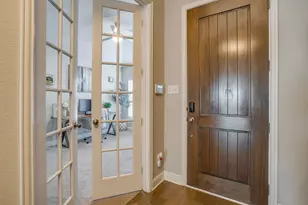 709 Waterford Way, Joshua, TX 76058 - Photo 4