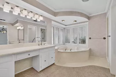 266 N Creekwood Drive, Lancaster, TX 75146 - Photo 26