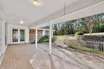 266 N Creekwood Drive, Lancaster, TX 75146 - Photo 6