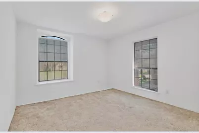 266 N Creekwood Drive, Lancaster, TX 75146 - Photo 34