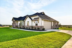 1016 Brock Heights Ct, Brock, TX 76087 - Photo 2