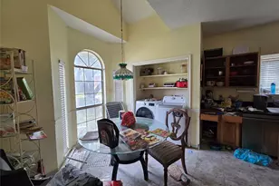 921 Meadowdale Rd, Arlington, TX 76017 - Photo 20