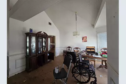 921 Meadowdale Road, Arlington, TX 76017 - Photo 16