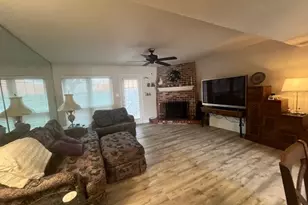 933 Roaring Springs Rd, Fort Worth, TX 76114 - Photo 2