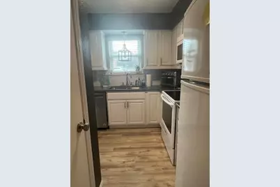 933 Roaring Springs Road, Fort Worth, TX 76114 - Photo 6