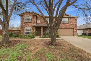 201 Jacob Dr, Glenn Heights, TX 75154 - Photo 2