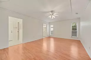 6943 Mill Falls Dr, Dallas, TX 75248 - Photo 10