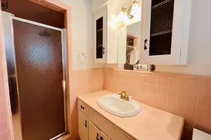 8715 Labron Ave, Dallas, TX 75209 - Photo 18