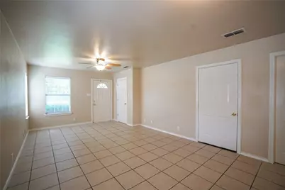1026 W Coffin Street #101, Denison, TX 75020 - Photo 8