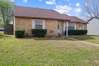 1505 Salazar Street, Garland, TX 75040 - Photo 2