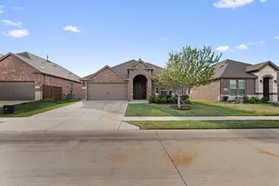 3105 Denver Ave, Aubrey, TX 76227 - Photo 40