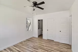 2801 Twyman Ave, Dallas, TX 75215 - Photo 18