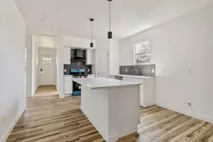 2801 Twyman Ave, Dallas, TX 75215 - Photo 4