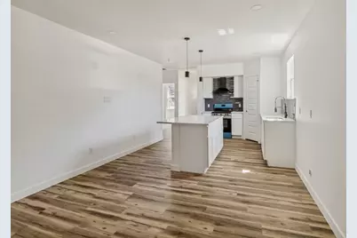 2801 Twyman Avenue, Dallas, TX 75215 - Photo 10