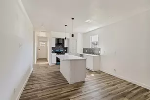 2801 Twyman Ave, Dallas, TX 75215 - Photo 10