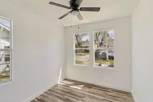 2801 Twyman Ave, Dallas, TX 75215 - Photo 20