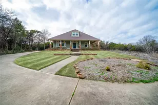 355 Evergreen Trail, Cedar Hill, TX 75104 - Photo 2