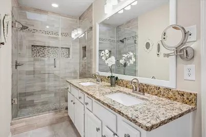 2726 Oak Trail, Carrollton, TX 75007 - Photo 16