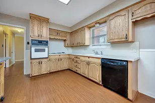 7620 Brooks Ave, Richland Hills, TX 76118 - Photo 8