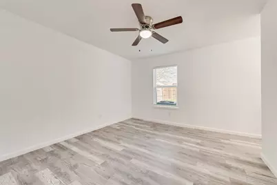 823 Cavalier Drive, Arlington, TX 76017 - Photo 10