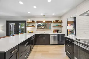 8903 Aldwick Dr, Dallas, TX 75238 - Photo 8