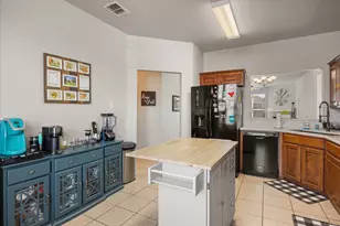 7105 Crenshaw Dr, Benbrook, TX 76126 - Photo 6